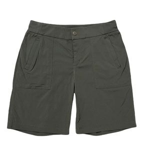 Athleta Trekkie Bermuda Shorts Size 8